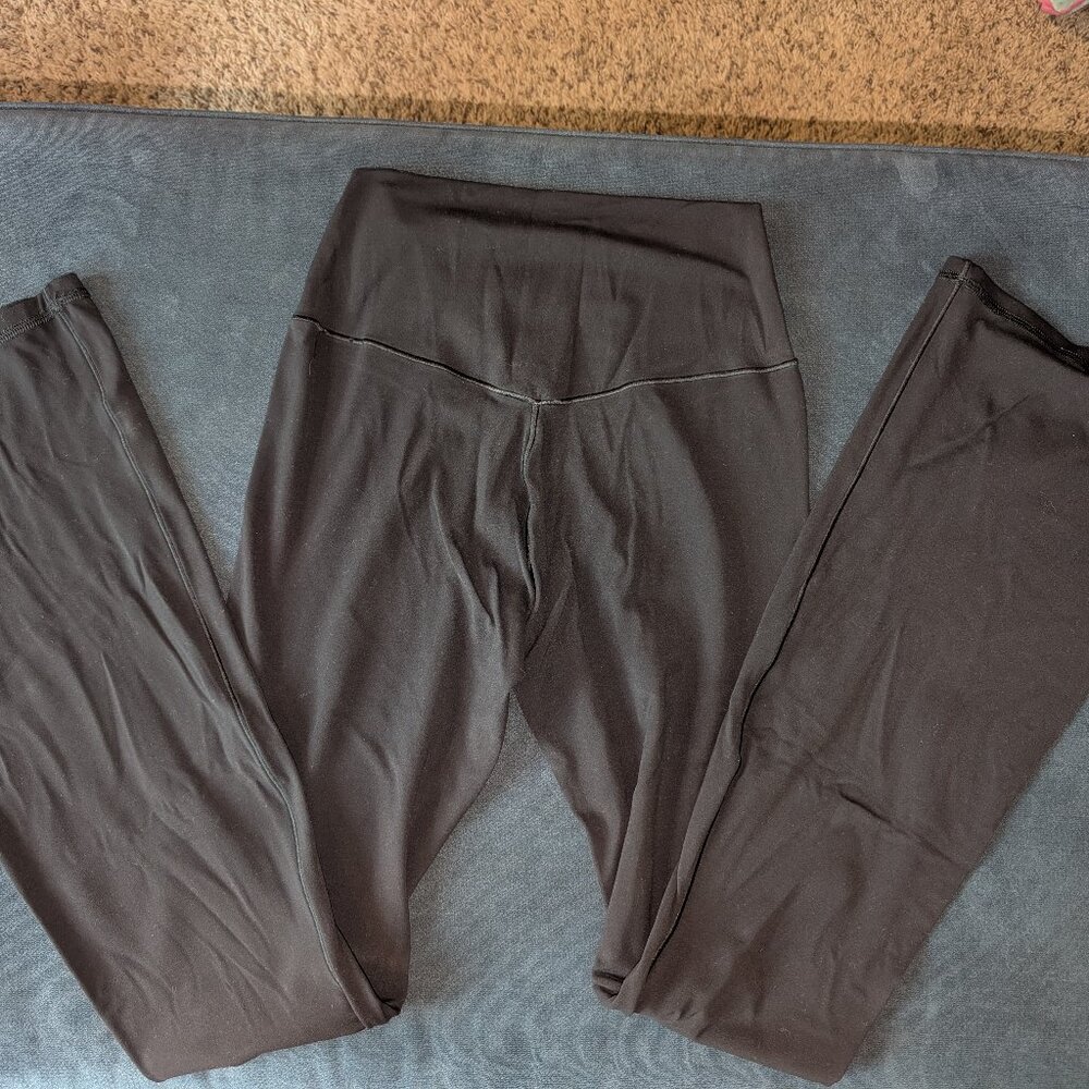 Offline by Aerie Real Me Xtra Bootcut Leggings - Size M